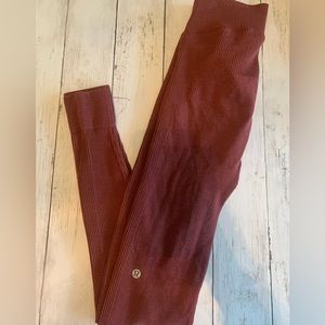 Lululemon-Ribbed- Keep the Heat Tights- Size Small-Mulled Wine